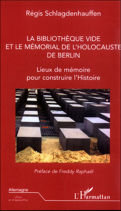 La bibliothèque vide et le mémorial de l'holocauste de Berlin