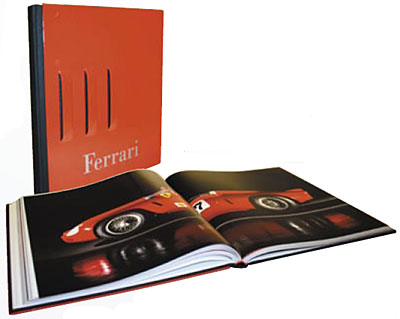 Ferrari, le rêve rouge Coffret luxe avec couverture métallique 