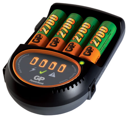 GP batteries chargeur H500C + 4 batteries AA Ni-MH